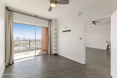 4750 N Central Avenue #E16, Phoenix, AZ 85012 - Photo 11