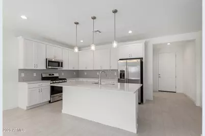 5447 W Manzanita Drive, Glendale, AZ 85302 - Photo 5