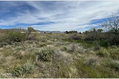 26755 S Grandview Drive, Congress, AZ 85332 - Photo 9