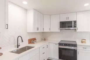 4848 N 81st Dr, Phoenix, AZ 85033 - Photo 5