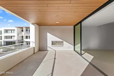 6587 N Palmeraie Boulevard #Unit 2021, Paradise Valley, AZ 85253 - Photo 13