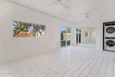 1950 W Palm Lane, Phoenix, AZ 85009 - Photo 17