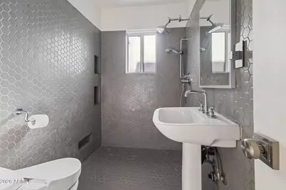1950 W Palm Lane, Phoenix, AZ 85009 - Photo 13