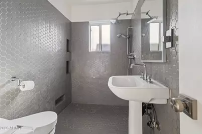 1950 W Palm Lane, Phoenix, AZ 85009 - Photo 13