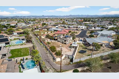 9832 S 4th Street, Phoenix, AZ 85042 - Photo 55