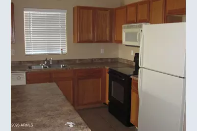 18671 N Madison Road, Maricopa, AZ 85139 - Photo 13