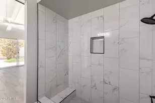 5776 N Scottsdale Rd, Paradise Valley, AZ 85253 - Photo 19