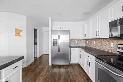 7996 W Stella Avenue, Glendale, AZ 85303 - Photo 13