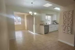 10419 W Desert Rock Dr, Sun City, AZ 85351 - Photo 11