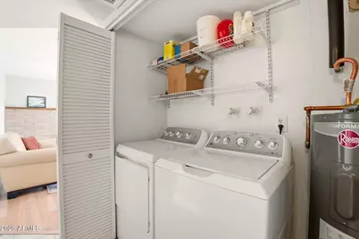 3627 W Mauna Loa Lane, Phoenix, AZ 85053 - Photo 17