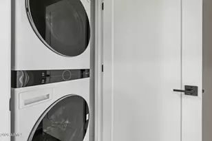 806 N 2nd Ave, Phoenix, AZ 85003 - Photo 9