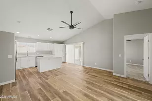 3101 W Abraham Ln, Phoenix, AZ 85027 - Photo 5