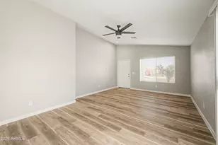 3101 W Abraham Ln, Phoenix, AZ 85027 - Photo 7