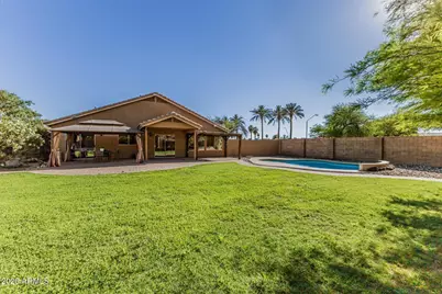 58 E Horseshoe Avenue, Gilbert, AZ 85296 - Photo 25