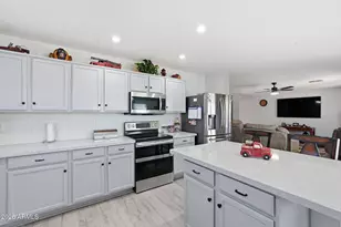 15071 N 156th Ln, Surprise, AZ 85379 - Photo 11