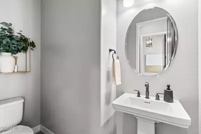 2948 E Crest Lane, Phoenix, AZ 85050 - Photo 27