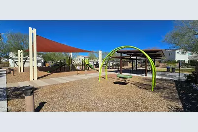 2948 E Crest Lane, Phoenix, AZ 85050 - Photo 57