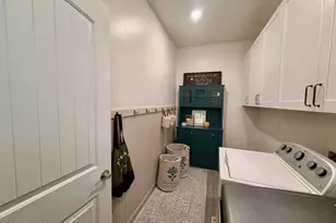 2037 S Saguaro Dr, Apache Junction, AZ 85120 - Photo 37