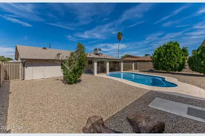 2249 E Greenway Road, Phoenix, AZ 85022 - Photo 27
