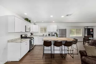 2249 E Greenway Rd, Phoenix, AZ 85022 - Photo 7