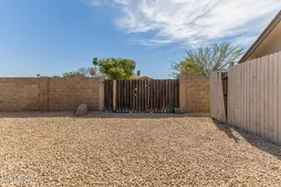 2249 E Greenway Rd, Phoenix, AZ 85022 - Photo 31