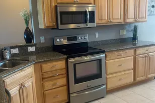 11654 W Lakeview Ct W, Surprise, AZ 85378 - Photo 15