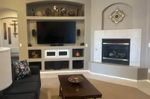 11654 W Lakeview Ct W, Surprise, AZ 85378 - Photo 9