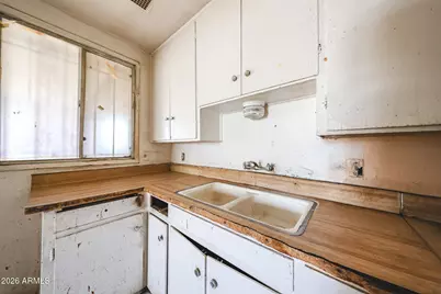 6229 S 5th Avenue, Phoenix, AZ 85041 - Photo 17