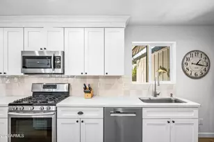 1231 W Orchid Ln, Phoenix, AZ 85021 - Photo 11