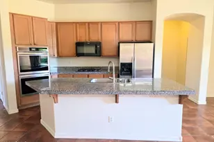 1021 W Horseshoe Ave, Gilbert, AZ 85233 - Photo 5