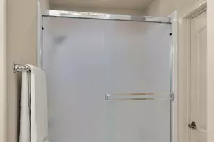 11000 N 77th Pl, Scottsdale, AZ 85260 - Photo 13