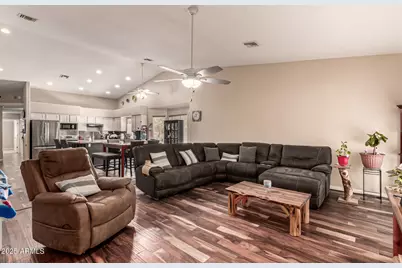 10535 W San Miguel Avenue, Glendale, AZ 85307 - Photo 19