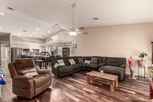 10535 W San Miguel Ave, Glendale, AZ 85307 - Photo 19