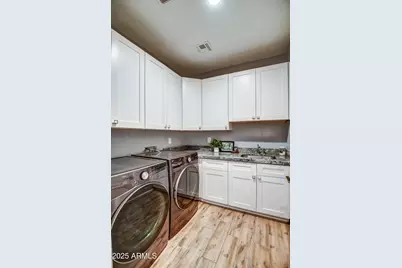 71 W Cypress Street, Phoenix, AZ 85003 - Photo 37