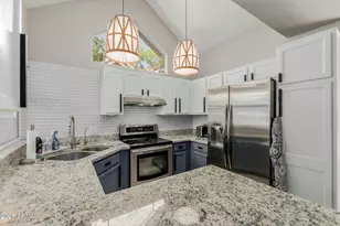 1633 E Lakeside Dr, Gilbert, AZ 85234 - Photo 11