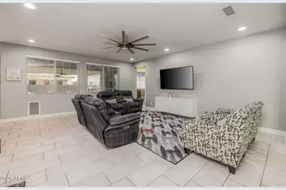 10550 E Sheffield Drive, Mesa, AZ 85212 - Photo 15