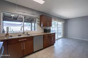 1722 W St Moritz Ln, Phoenix, AZ 85023 - Photo 17