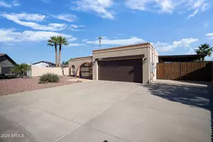 1722 W St Moritz Ln, Phoenix, AZ 85023 - Photo 3