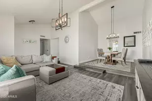 913 W Summit Pl, Chandler, AZ 85225 - Photo 9