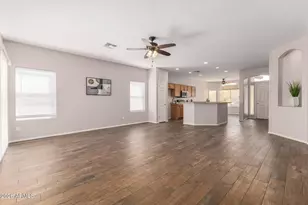 3752 E Thunderheart Trail, Gilbert, AZ 85297 - Photo 5