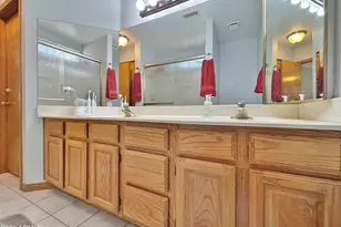 9520 W Valview Pl, Arizona City, AZ 85123 - Photo 27