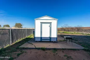 702 N Skyline Dr, Huachuca City, AZ 85616 - Photo 43