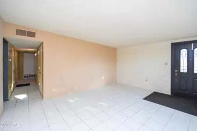 702 N Skyline Drive, Huachuca City, AZ 85616 - Photo 7