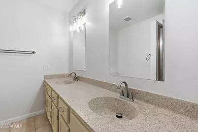 1332 W Lobo Avenue, Mesa, AZ 85202 - Photo 13