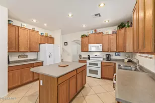 25674 N 68th Dr, Peoria, AZ 85383 - Photo 19