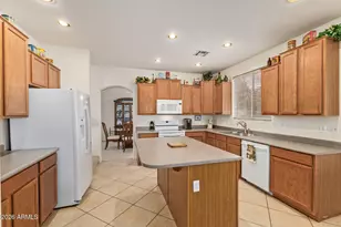 25674 N 68th Dr, Peoria, AZ 85383 - Photo 5