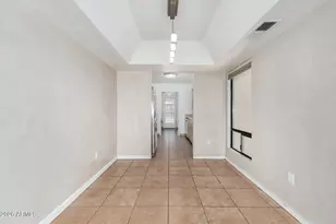 406 E Colgate Dr, Tempe, AZ 85283 - Photo 9