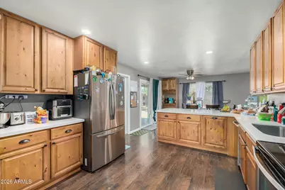 1833 N Edgewater Circle, Mesa, AZ 85207 - Photo 15