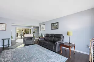 10529 W Gulf Hills Dr, Sun City, AZ 85351 - Photo 5