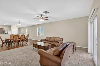 8222 W Wood Lane, Phoenix, AZ 85043 - Photo 9